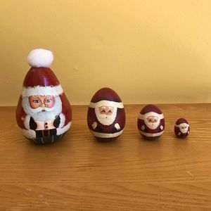 4 Egg Shaped Mini Santas